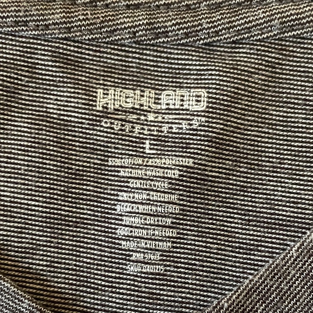 Men's Gray V-Neck Tee - Picture 2 of 2
